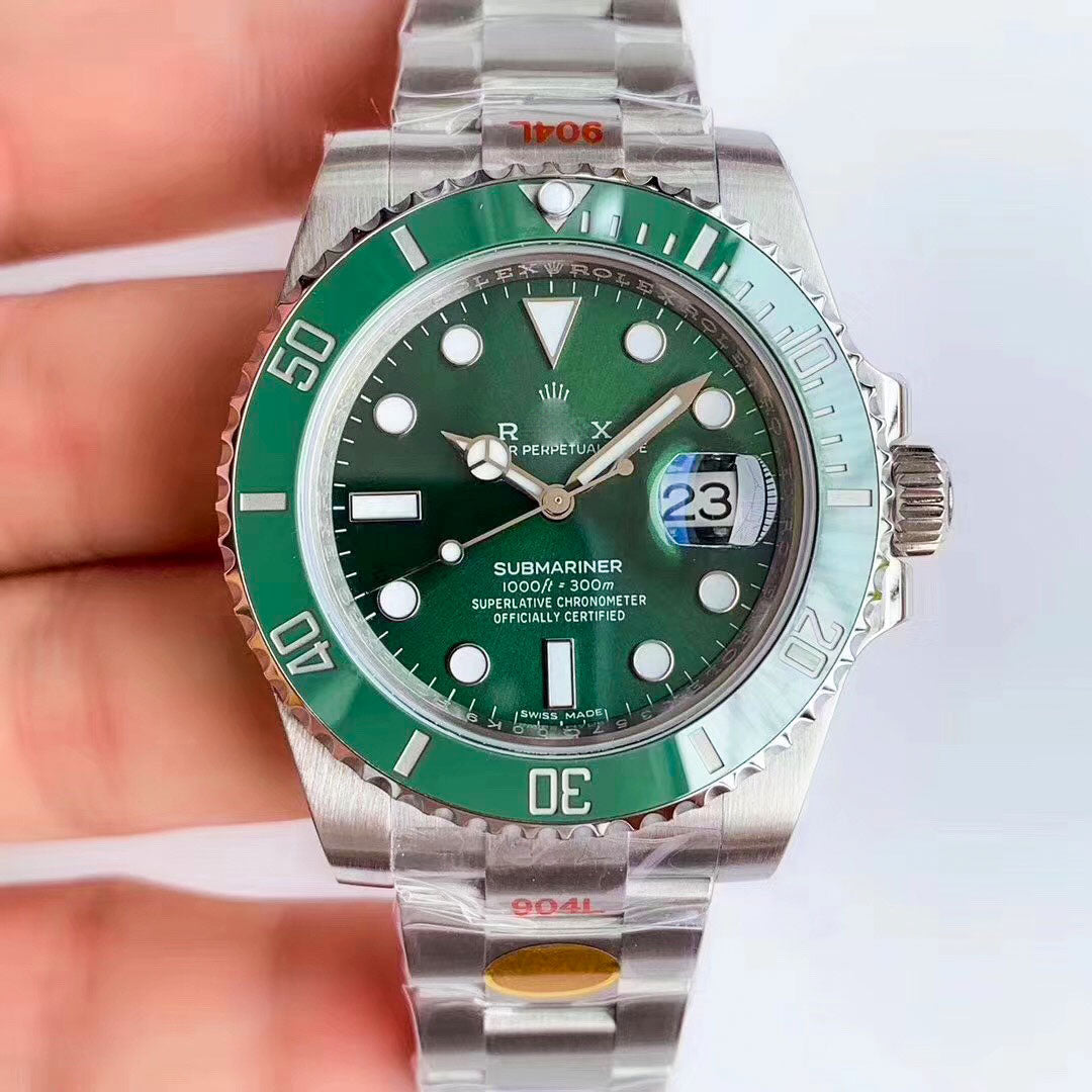 SUBMARINER DATE OYSTER 40MM OYSTERSTEEL 116610LV NOOB FACTORY V10 GREEN DIAL WATCH