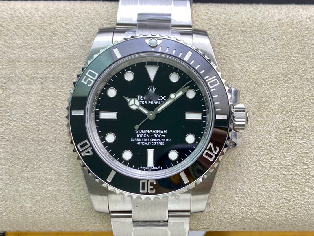 SUBMARINER 114060-97200 VS FACTORY BLACK DIAL